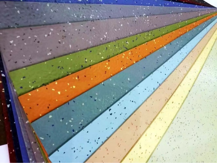 塑胶地板定制施工